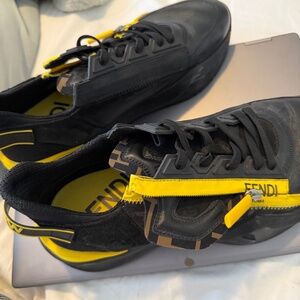 Fendi men sneakers